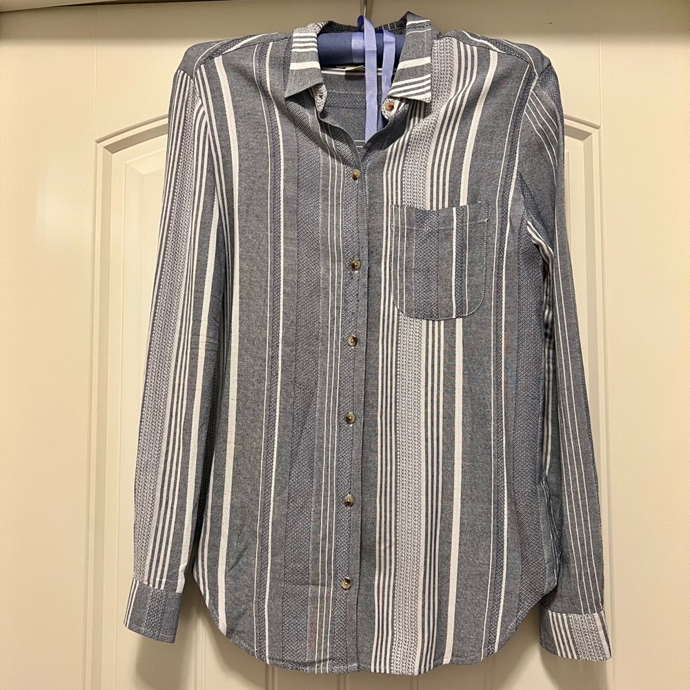 Maeve by Anthropologie Button Down | Size S